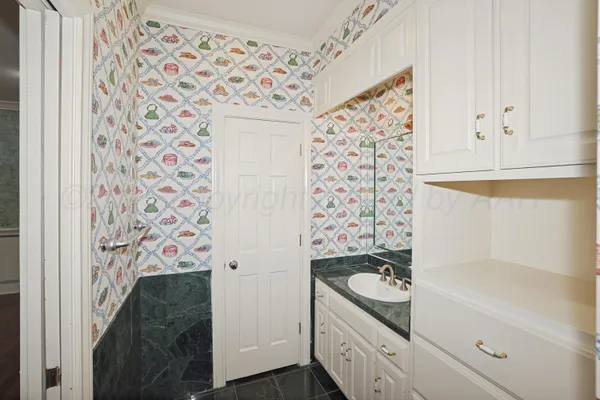 $1,295,000 | 7216 Versailles Drive, Amarillo, TX 79121