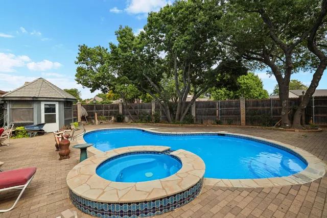 $1,295,000 | 7216 Versailles Drive, Amarillo, TX 79121