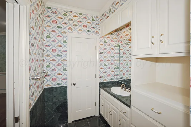 $1,295,000 | 7216 Versailles Drive, Amarillo, TX 79121