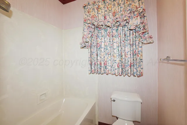 $1,295,000 | 7216 Versailles Drive, Amarillo, TX 79121