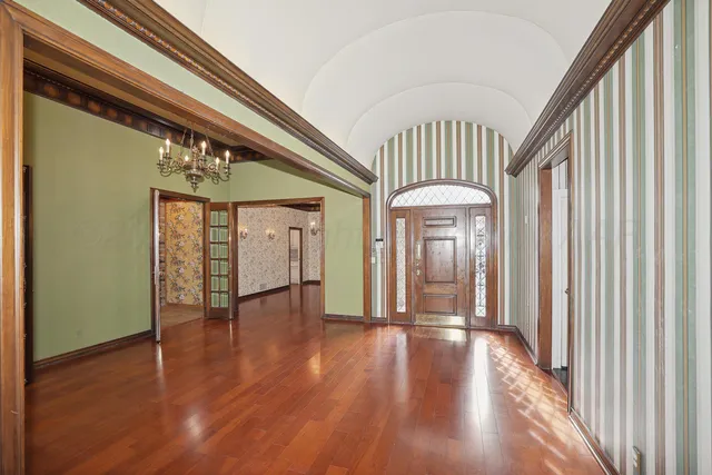 $1,295,000 | 7216 Versailles Drive, Amarillo, TX 79121