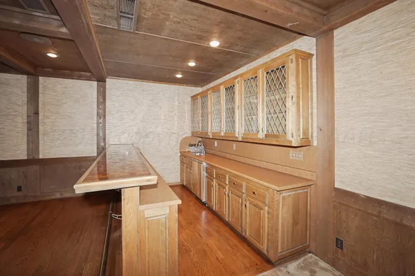 $1,295,000 | 7216 Versailles Drive, Amarillo, TX 79121