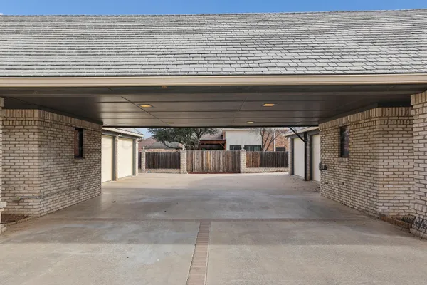 $1,295,000 | 7216 Versailles Drive, Amarillo, TX 79121