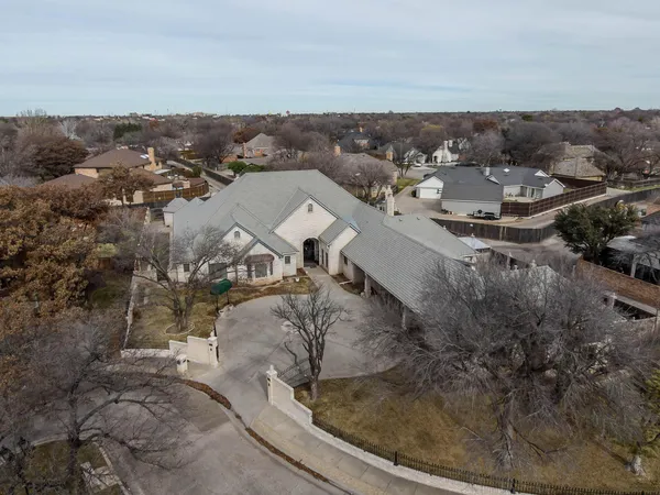 $1,295,000 | 7216 Versailles Drive, Amarillo, TX 79121