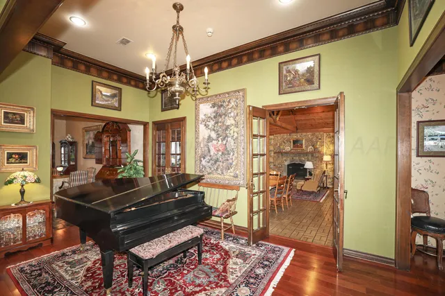 $1,295,000 | 7216 Versailles Drive, Amarillo, TX 79121