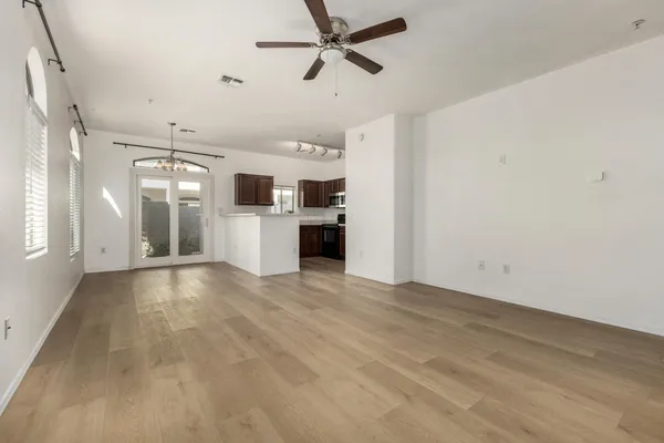 $1,790 | 2150 East Bell Road, Unit 1088, Phoenix, AZ 85022