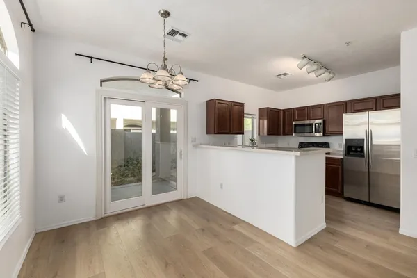 $1,790 | 2150 East Bell Road, Unit 1088, Phoenix, AZ 85022