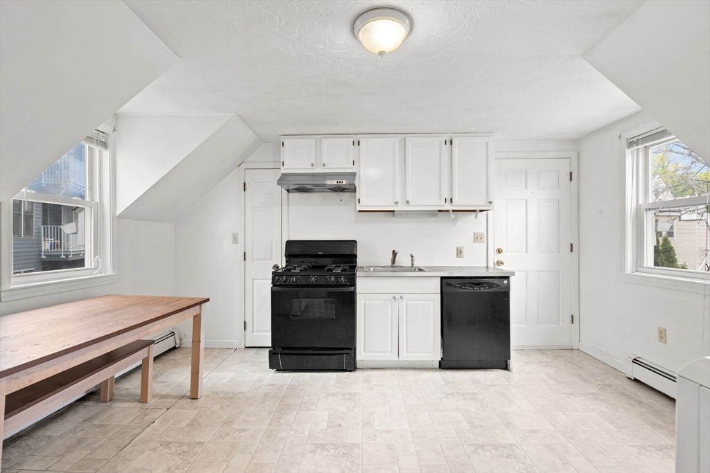 8 Walnut Street, Unit 2 Quincy, MA 02171 - Photo 7 of 15