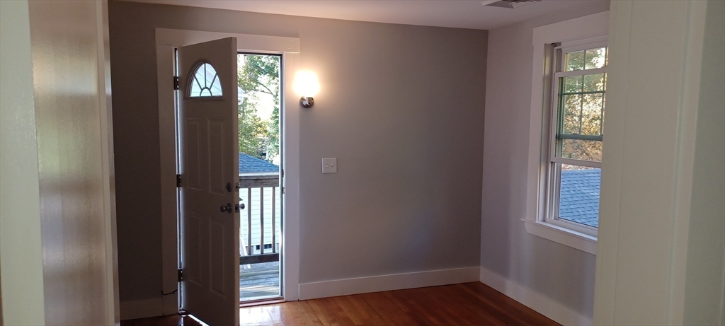 142 Warren Road, Unit B Framingham, MA 01702 - Photo 8 of 16