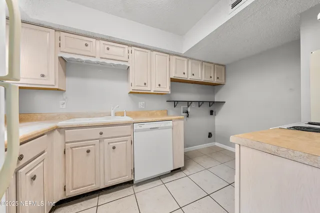 $1,275 | 303 Kettering Terrace, Orange Park, FL 32073