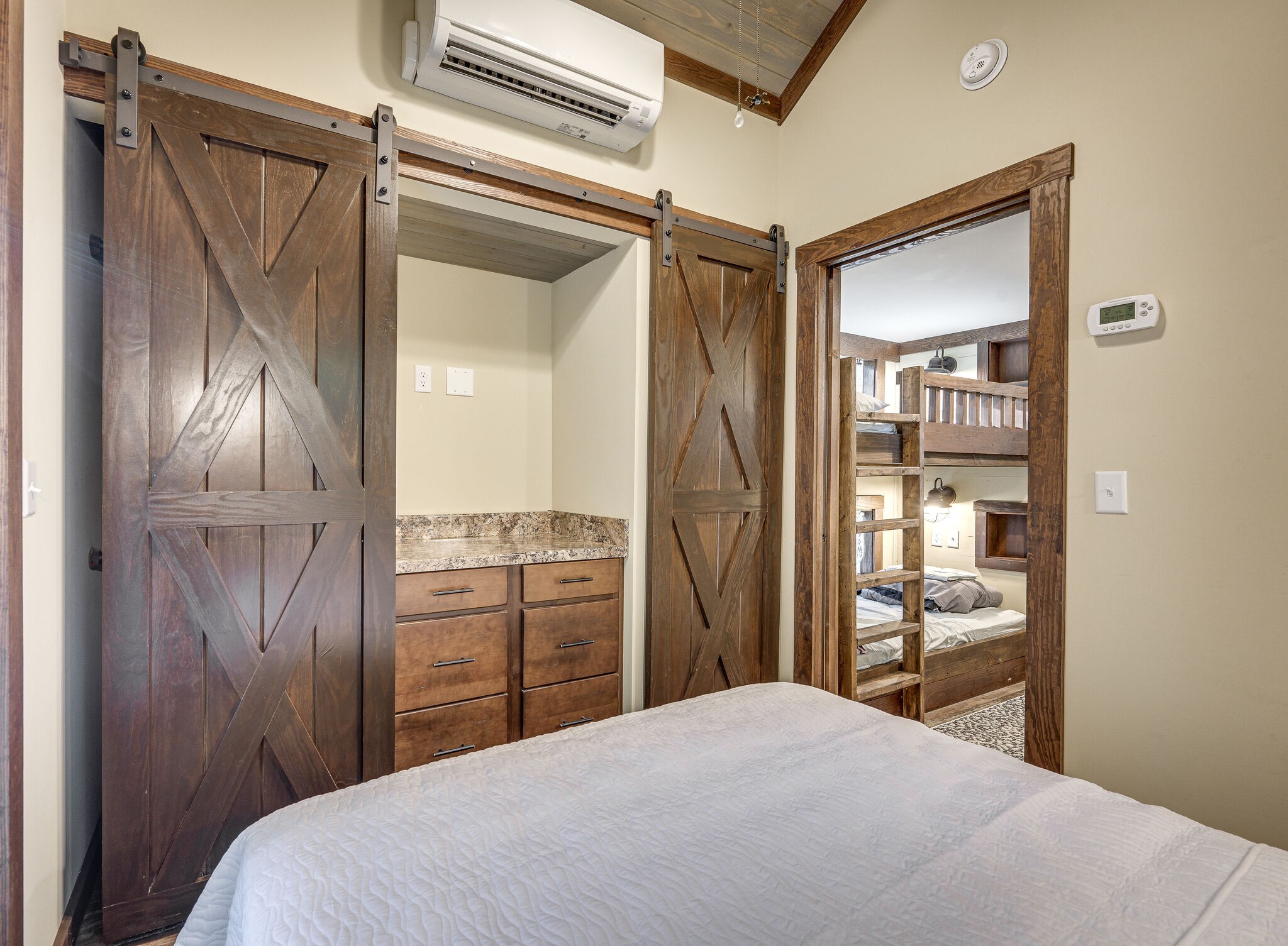 30 Oakleaf Trail Tracy City, TN 37387 - Photo 30 of 50 a bedroom with a bed and a mirror