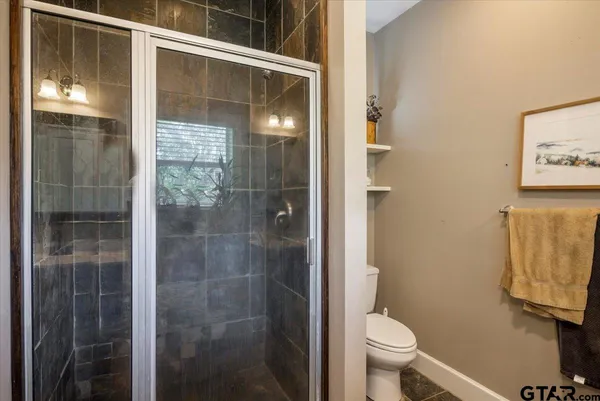 $385,000 | 19577 Dove Ridge Lane, Lindale, TX 75771
