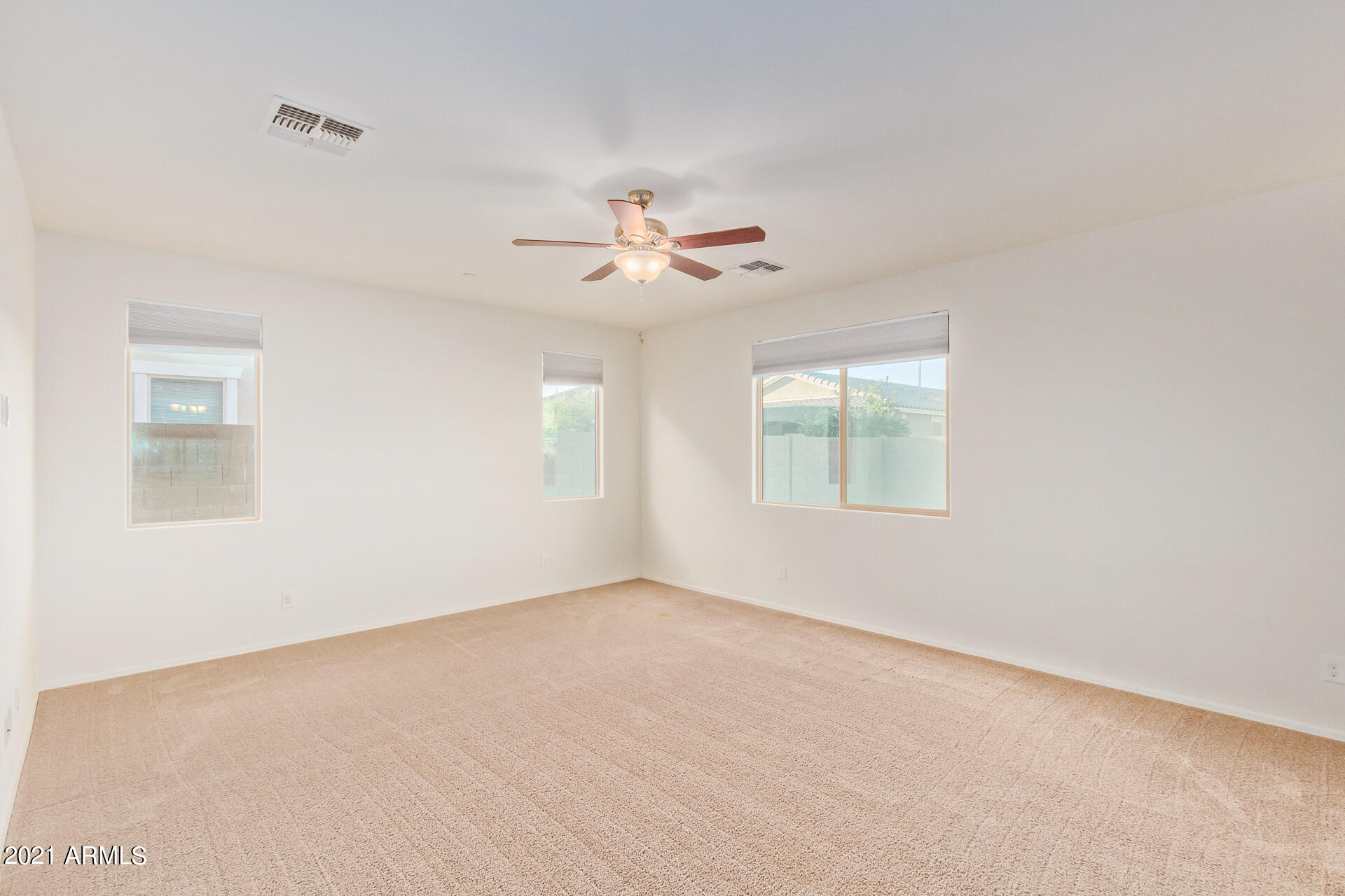 21196 West Coronado Road Buckeye, AZ 85396 - Photo 5 of 26 Family Room