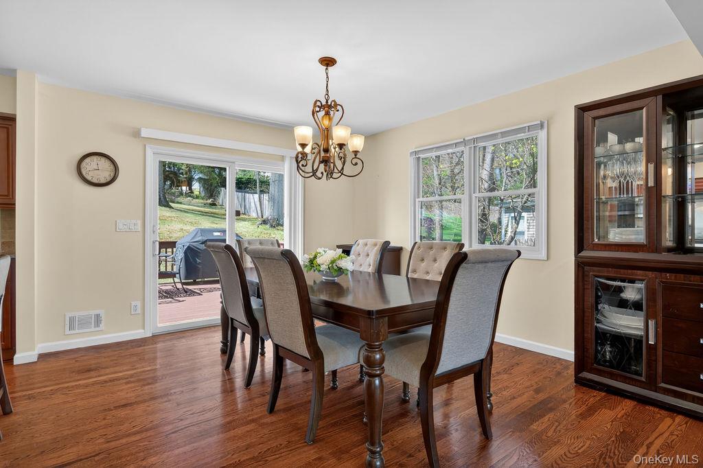 461 Stratton Road New Rochelle, NY 10804 - Photo 14 of 49