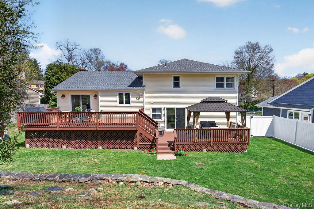 461 Stratton Road New Rochelle, NY 10804 - Photo 32 of 49