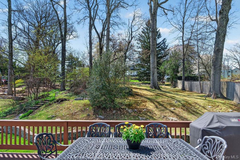 461 Stratton Road New Rochelle, NY 10804 - Photo 37 of 49