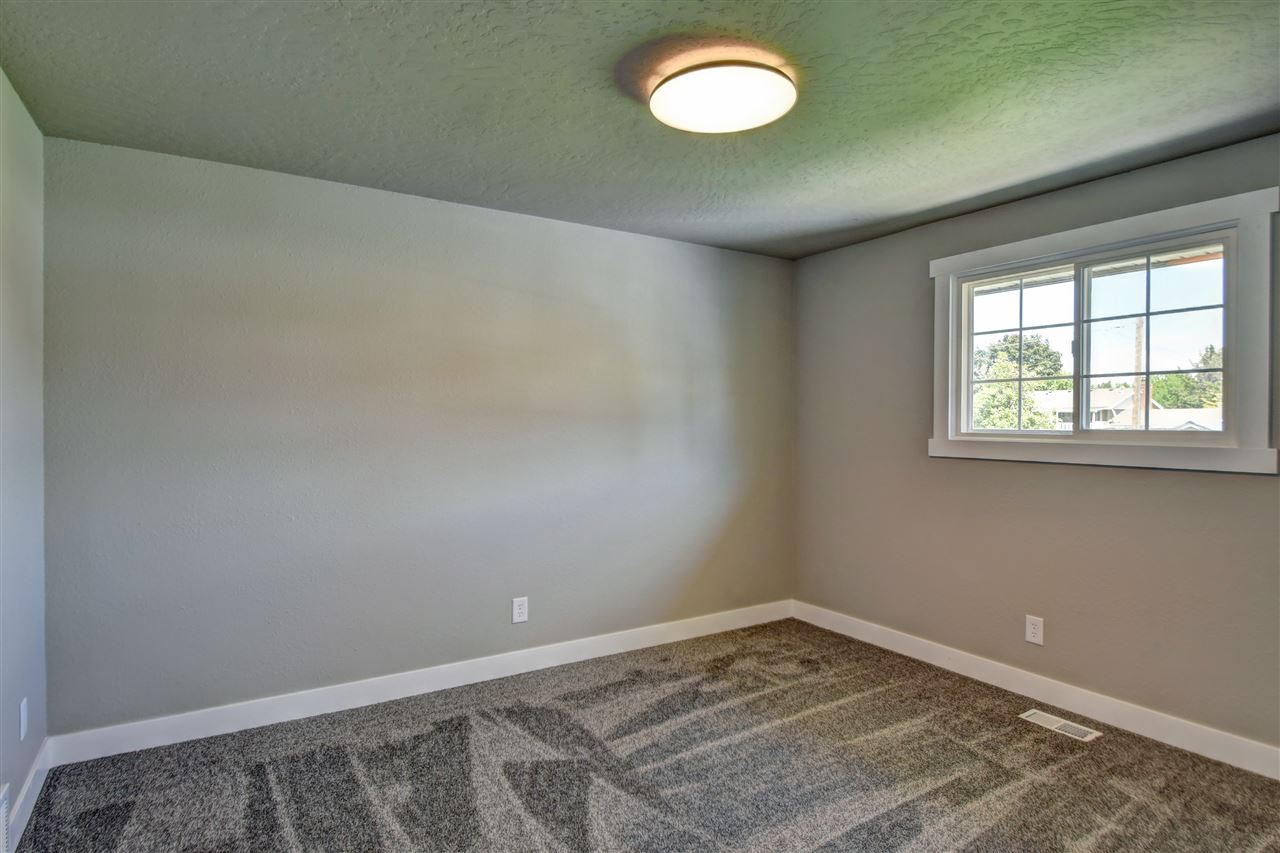 3019 South Wilbur Road Spokane, WA 99206 - Photo 13 of 20 Gallery Image 13