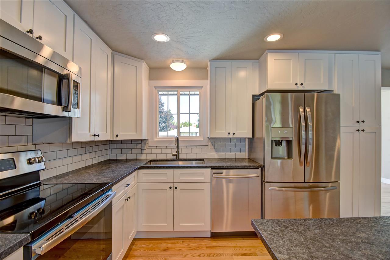3019 South Wilbur Road Spokane, WA 99206 - Photo 6 of 20 Gallery Image 6