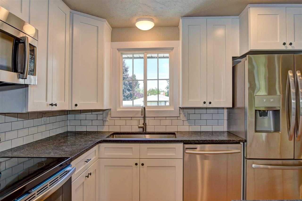 3019 South Wilbur Road Spokane, WA 99206 - Photo 7 of 20 Gallery Image 7