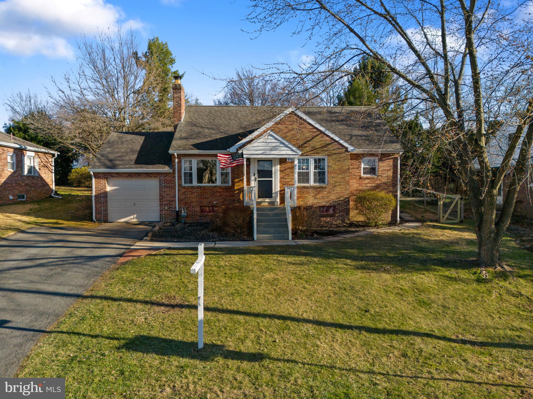 814 Rathton Road York, PA 17403 - Photo 1 of 52 Gallery Image 1