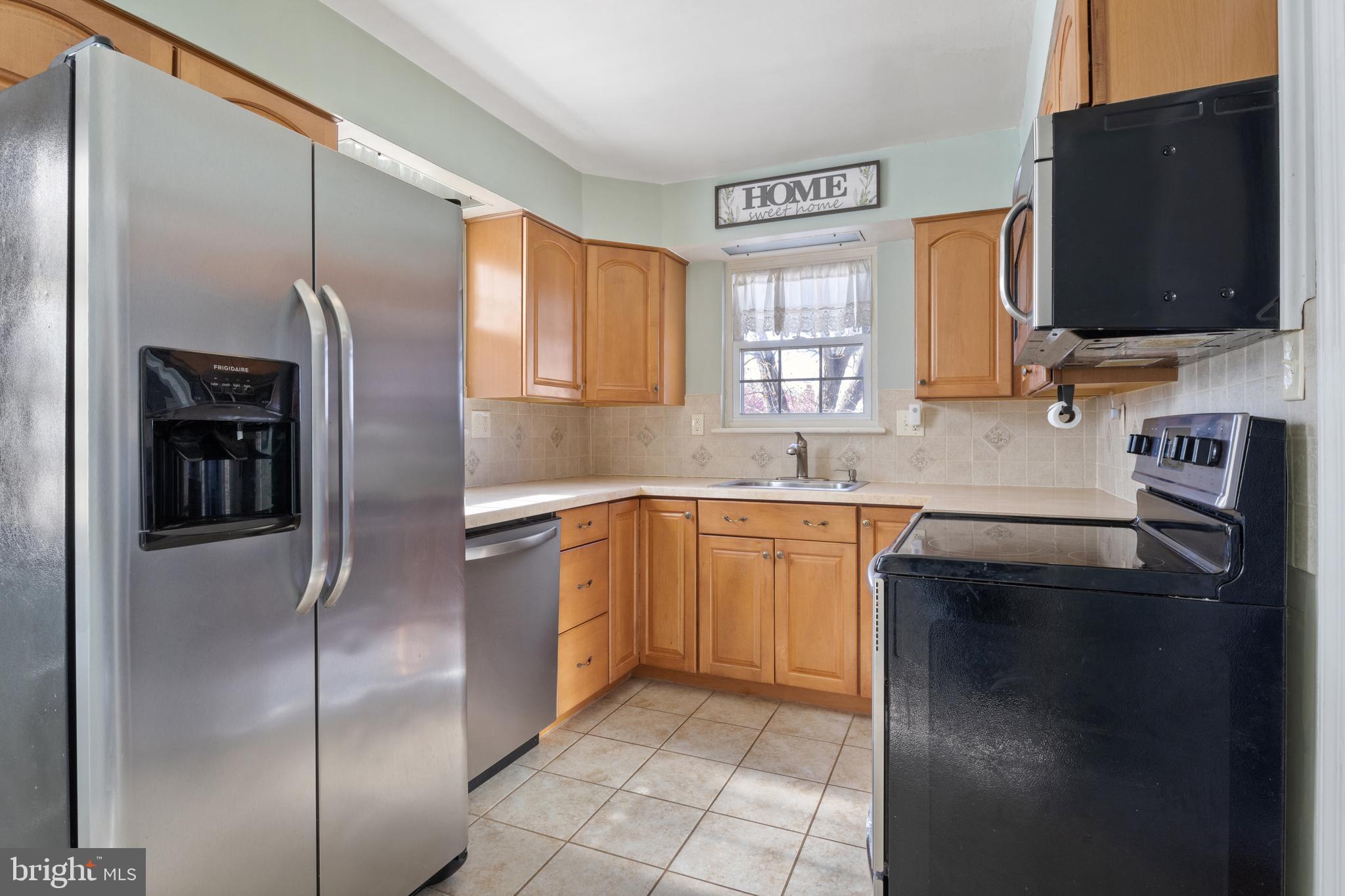 814 Rathton Road York, PA 17403 - Photo 13 of 52 Gallery Image 13