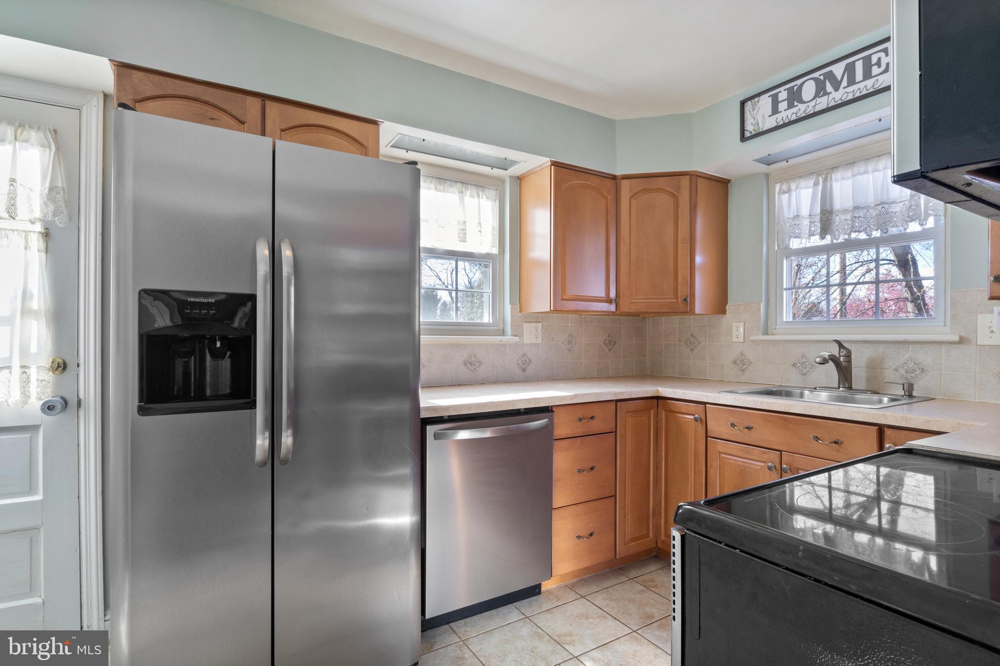814 Rathton Road York, PA 17403 - Photo 16 of 52 Gallery Image 16