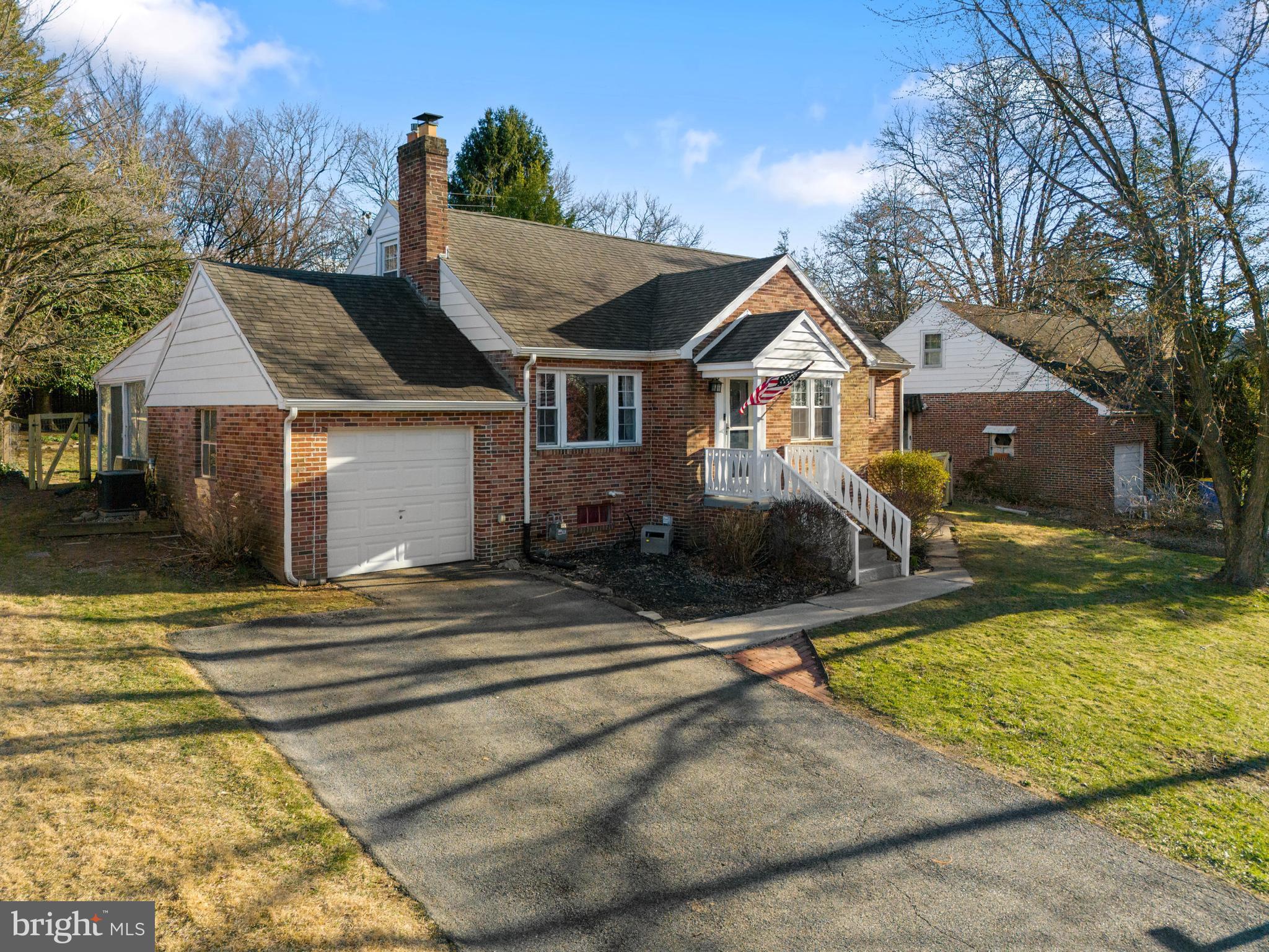 814 Rathton Road York, PA 17403 - Photo 4 of 52 Gallery Image 4