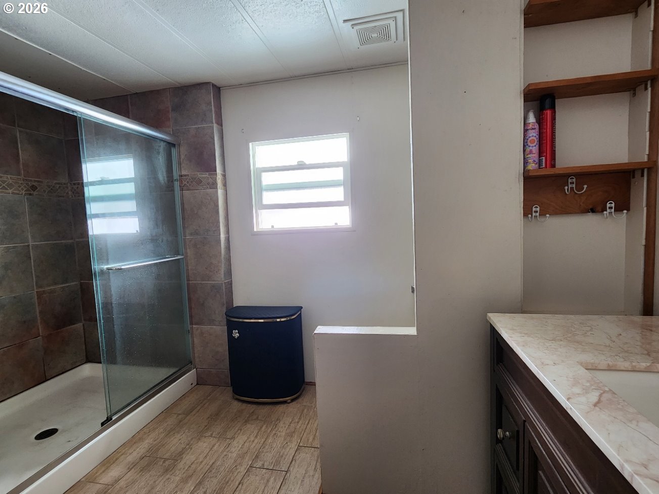 92839 Orchard Road Port Orford, OR 97465 - Photo 18 of 44 Attached Bathroom #1