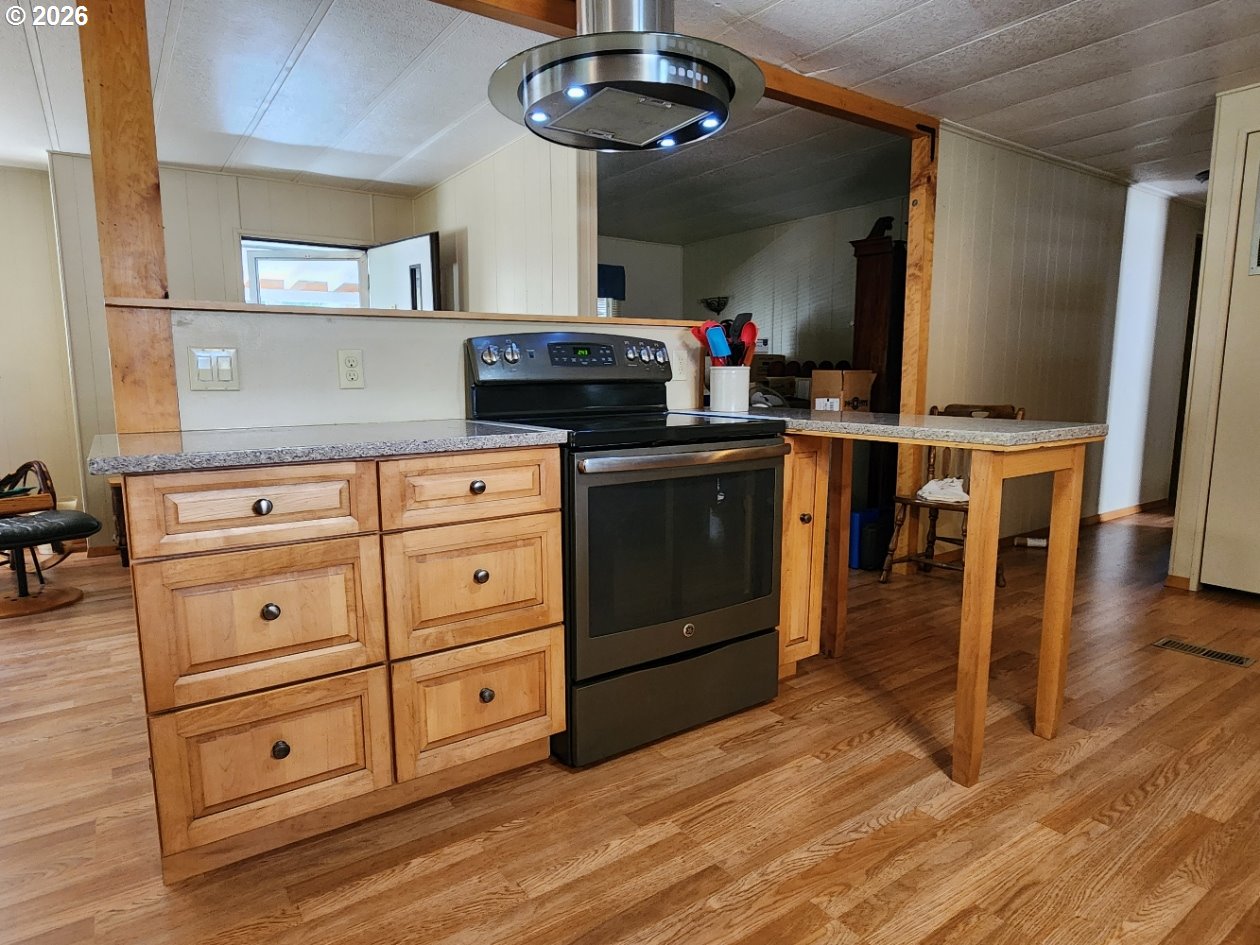 92839 Orchard Road Port Orford, OR 97465 - Photo 10 of 44 Kitchen
