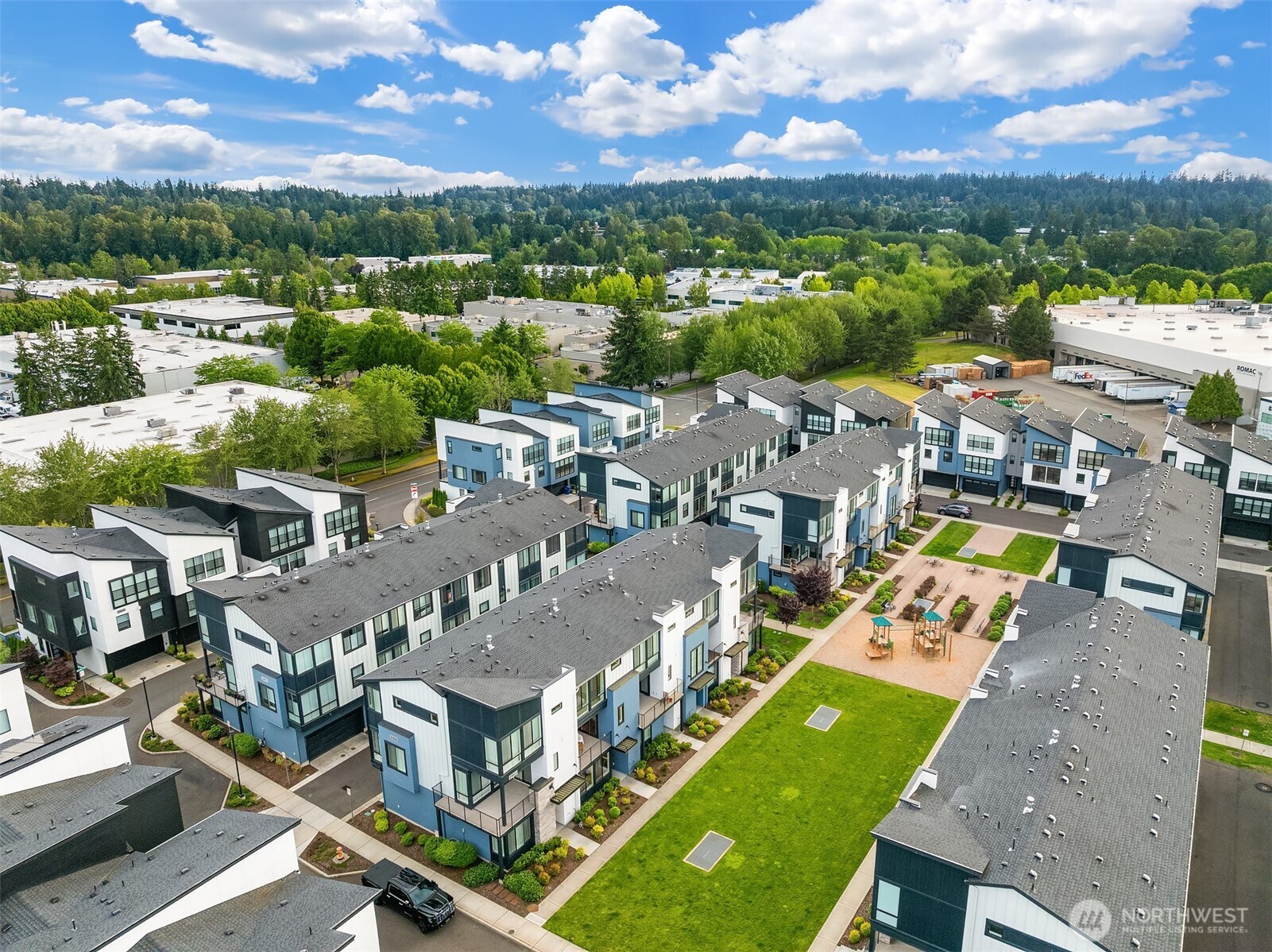 21708 24th Avenue Southeast, Unit B Bothell, WA 98021 - Photo 32 of 34