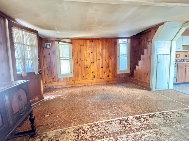 $100,000 | 6 Linden Avenue, Old Orchard Beach, ME 04064