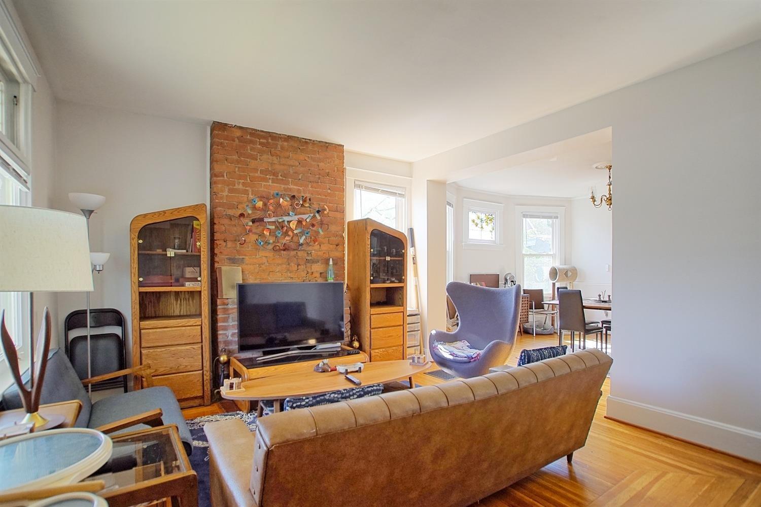 2751 Madison Road Cincinnati, OH 45209 - Photo 15 of 50 Gallery Image 15