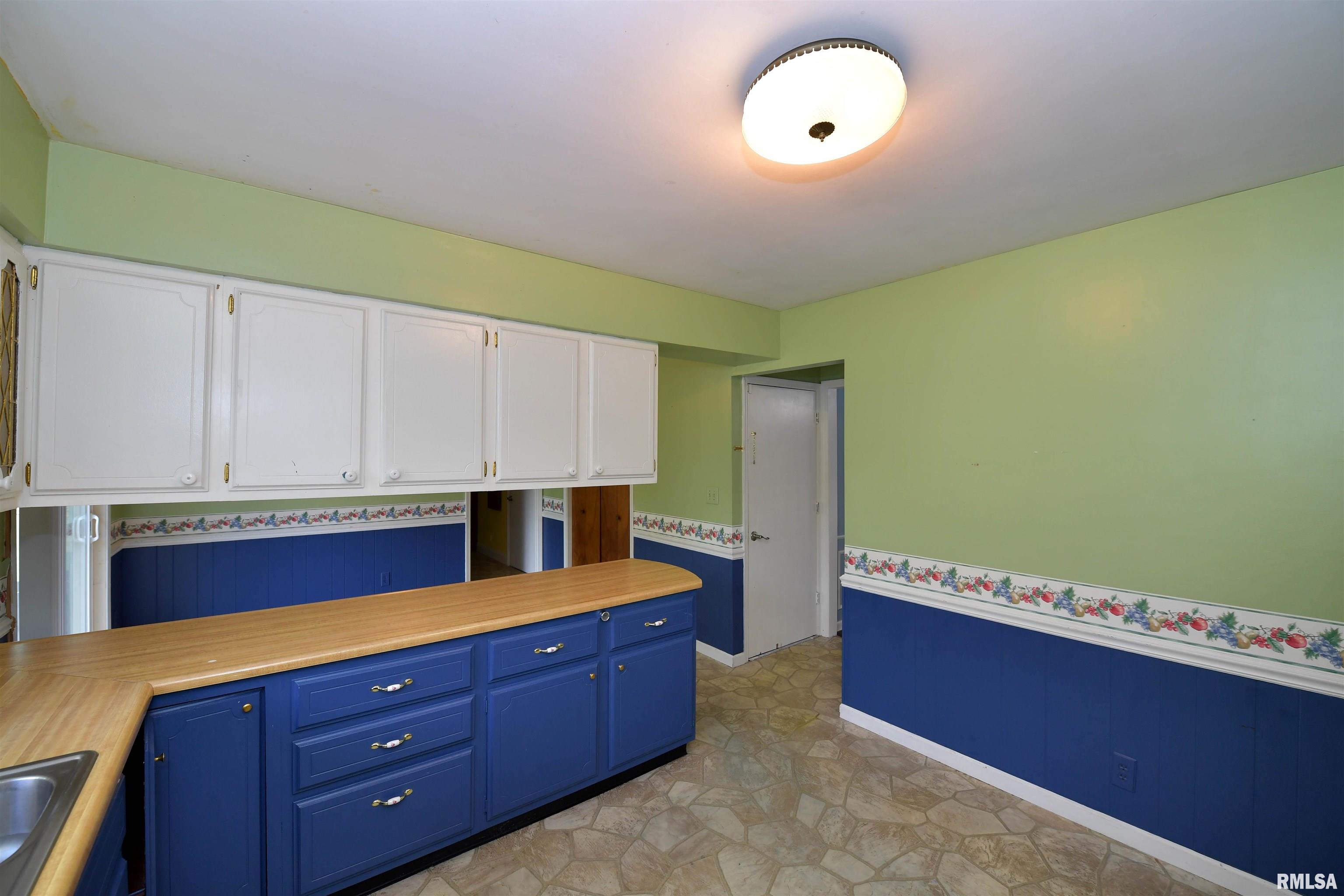 5617 North Sheridan Road Peoria, IL 61614 - Photo 18 of 62 Gallery Image 18