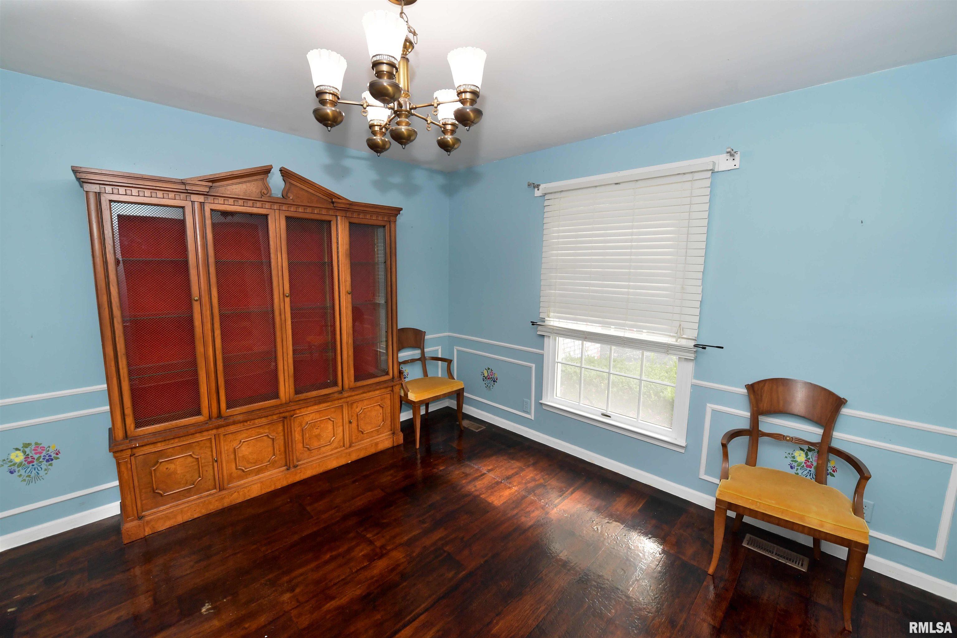 5617 North Sheridan Road Peoria, IL 61614 - Photo 10 of 62 Gallery Image 10