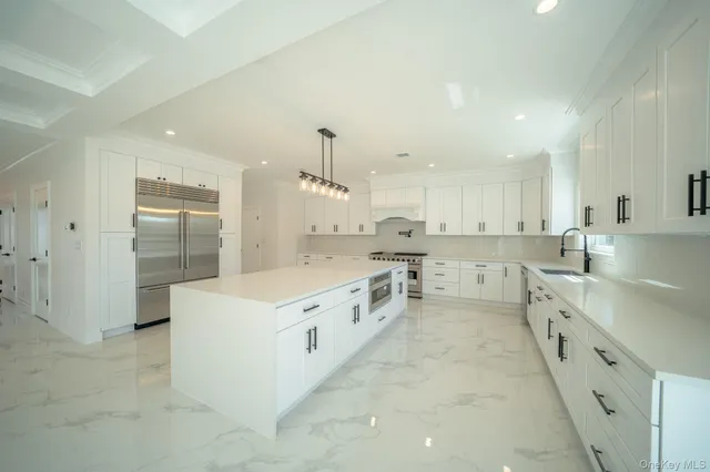 $1,899,000 | 957 Dana Avenue, Valley Stream, NY 11580