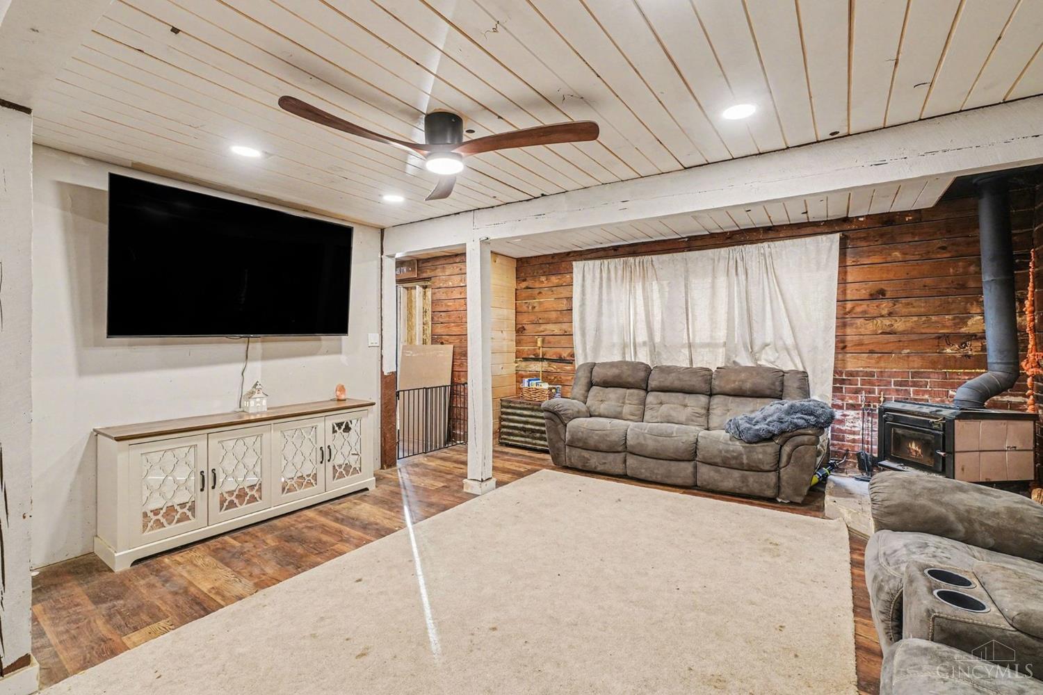 2562 Sprague Road Bethel, OH 45106 - Photo 3 of 17 Gallery Image 3