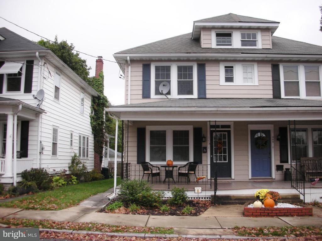 347 Front Street Lititz, PA 17543 - Photo 1 of 38