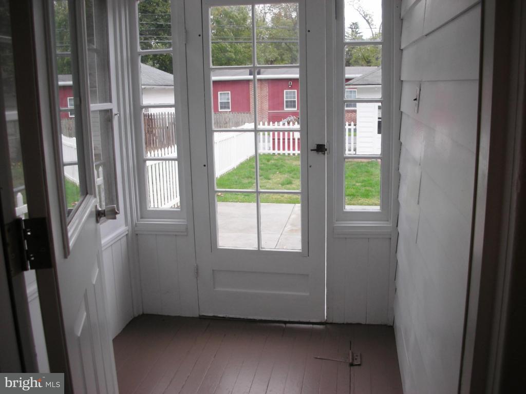 347 Front Street Lititz, PA 17543 - Photo 28 of 38