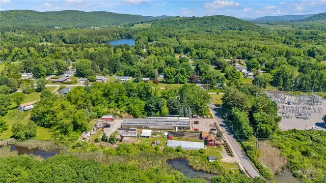 $1,350,000 | 178 Charles Colman Boulevard, Pawling, NY 12564