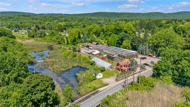 $1,350,000 | 178 Charles Colman Boulevard, Pawling, NY 12564