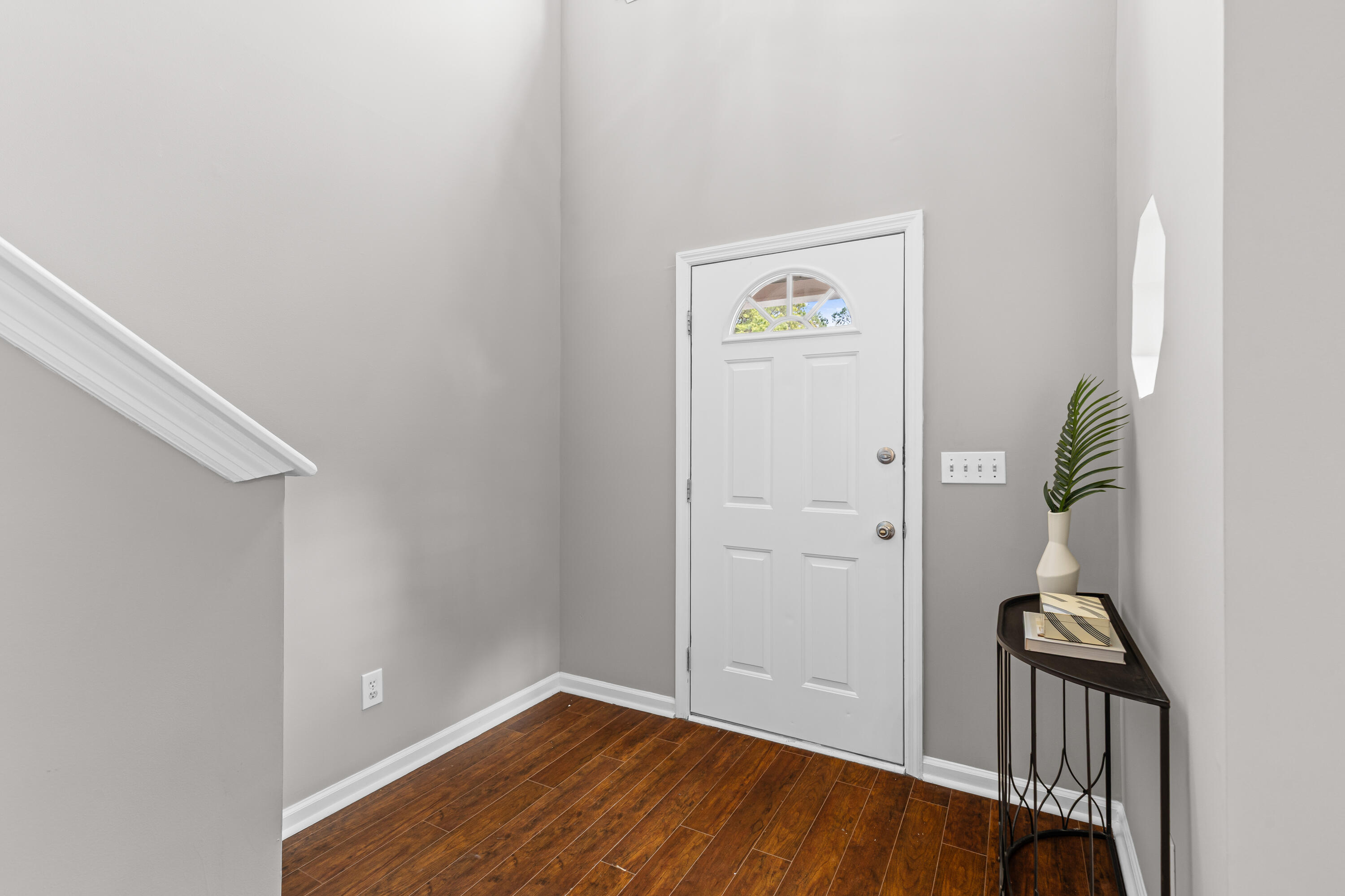 1264 Chatfield Street Mount Pleasant, SC 29464 - Photo 30 of 37 Front Entryway