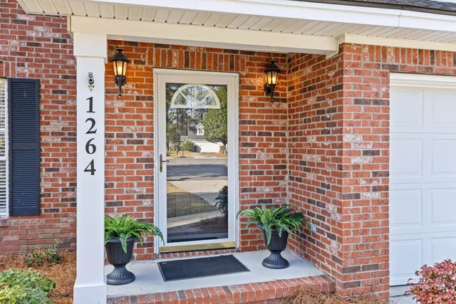 $677,900 | 1264 Chatfield Street, Mount Pleasant, SC 29464