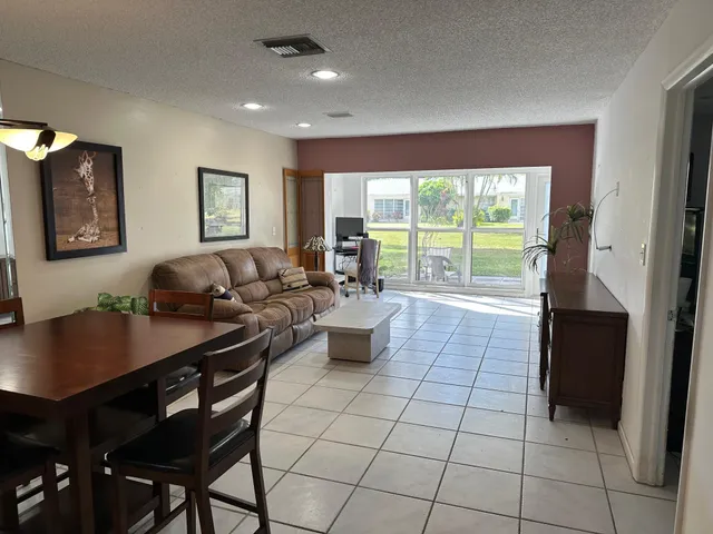 $149,000 | 13749 Flora Place, Unit B, Delray Beach, FL 33484