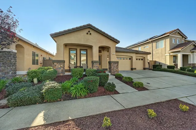 $629,950 | 1964 Hartsfield Way, Lincoln, CA 95648