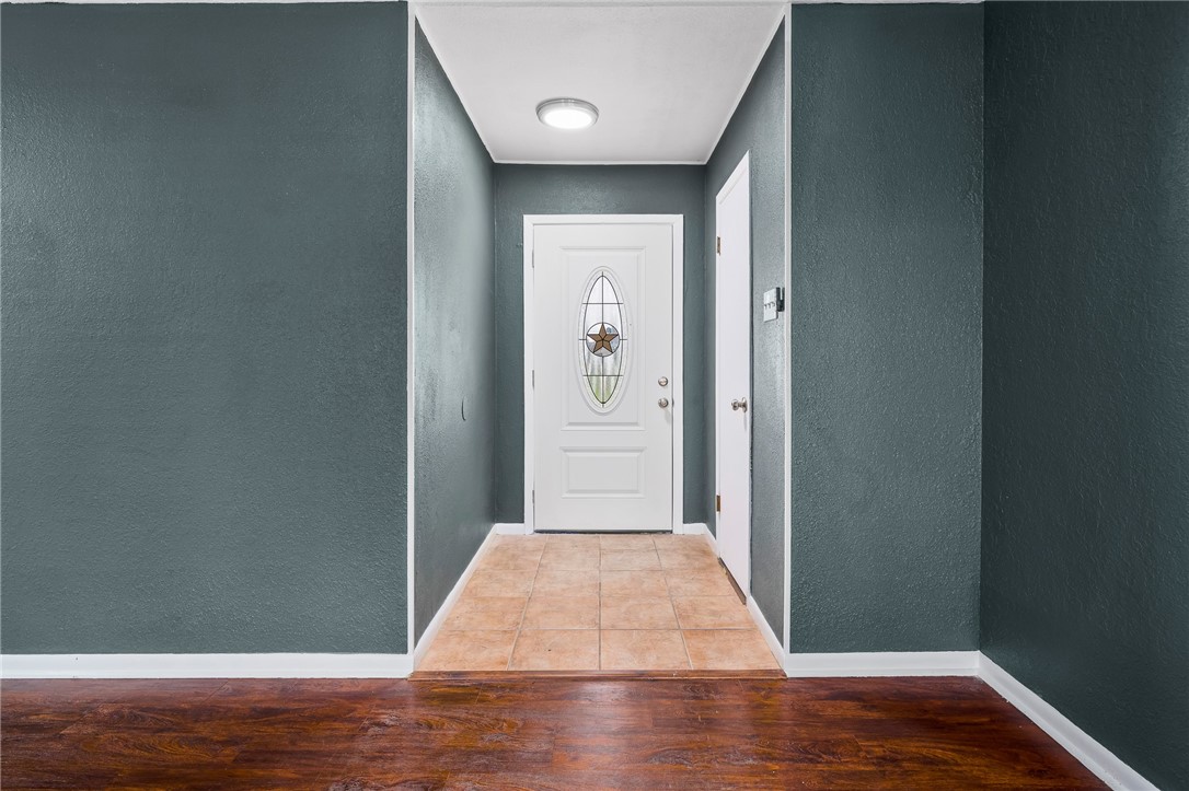 10506 Hemlock Road Corpus Christi, TX 78410 - Photo 4 of 31