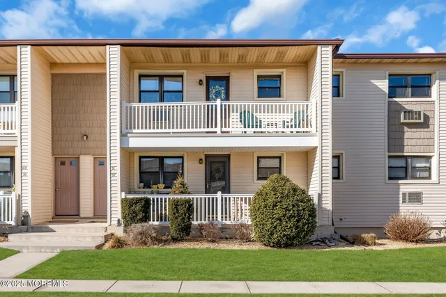 $2,000 | 98 Wharfside Drive, Monmouth Beach, NJ 07750