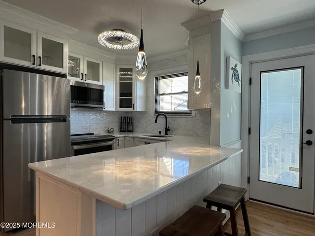 $2,000 | 98 Wharfside Drive, Monmouth Beach, NJ 07750