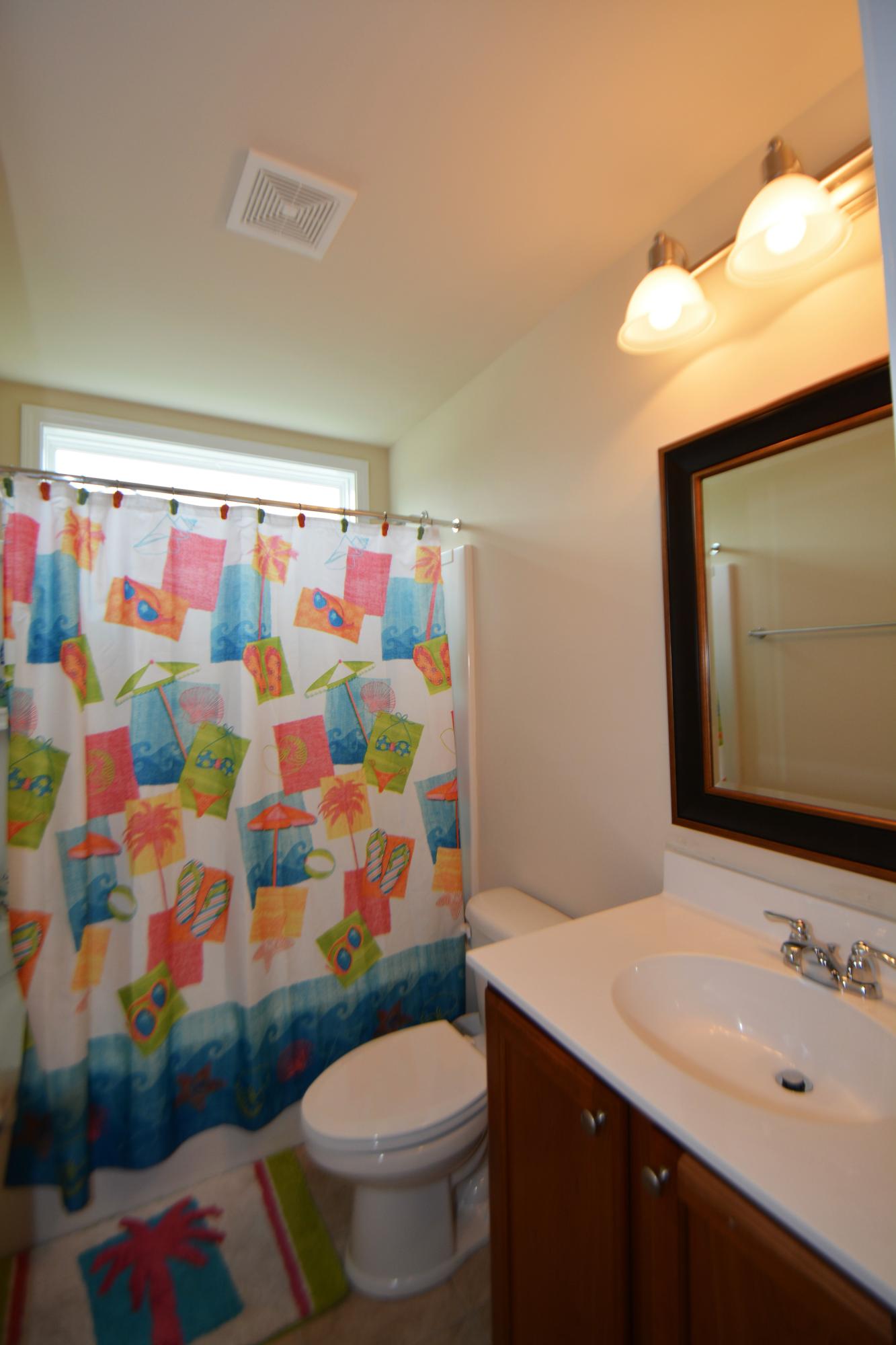 1319 Raven Road Hanahan, SC 29410 - Photo 36 of 39 3rd full bathroom
