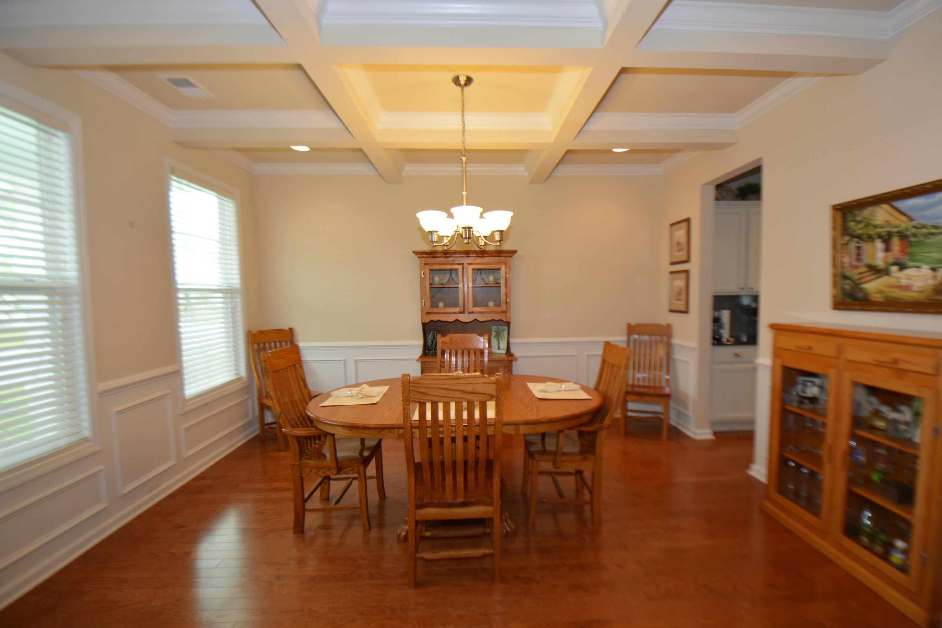 1319 Raven Road Hanahan, SC 29410 - Photo 5 of 39 Dining room