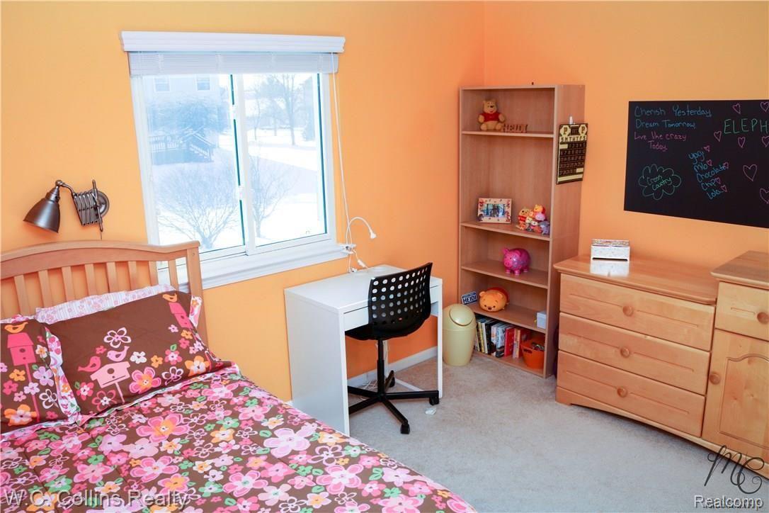 1168 Ridgeview Circle Lake Orion, MI 48362 - Photo 24 of 34 Bedroom 3
